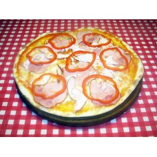 Пицца Каприччиоза на пышном корже